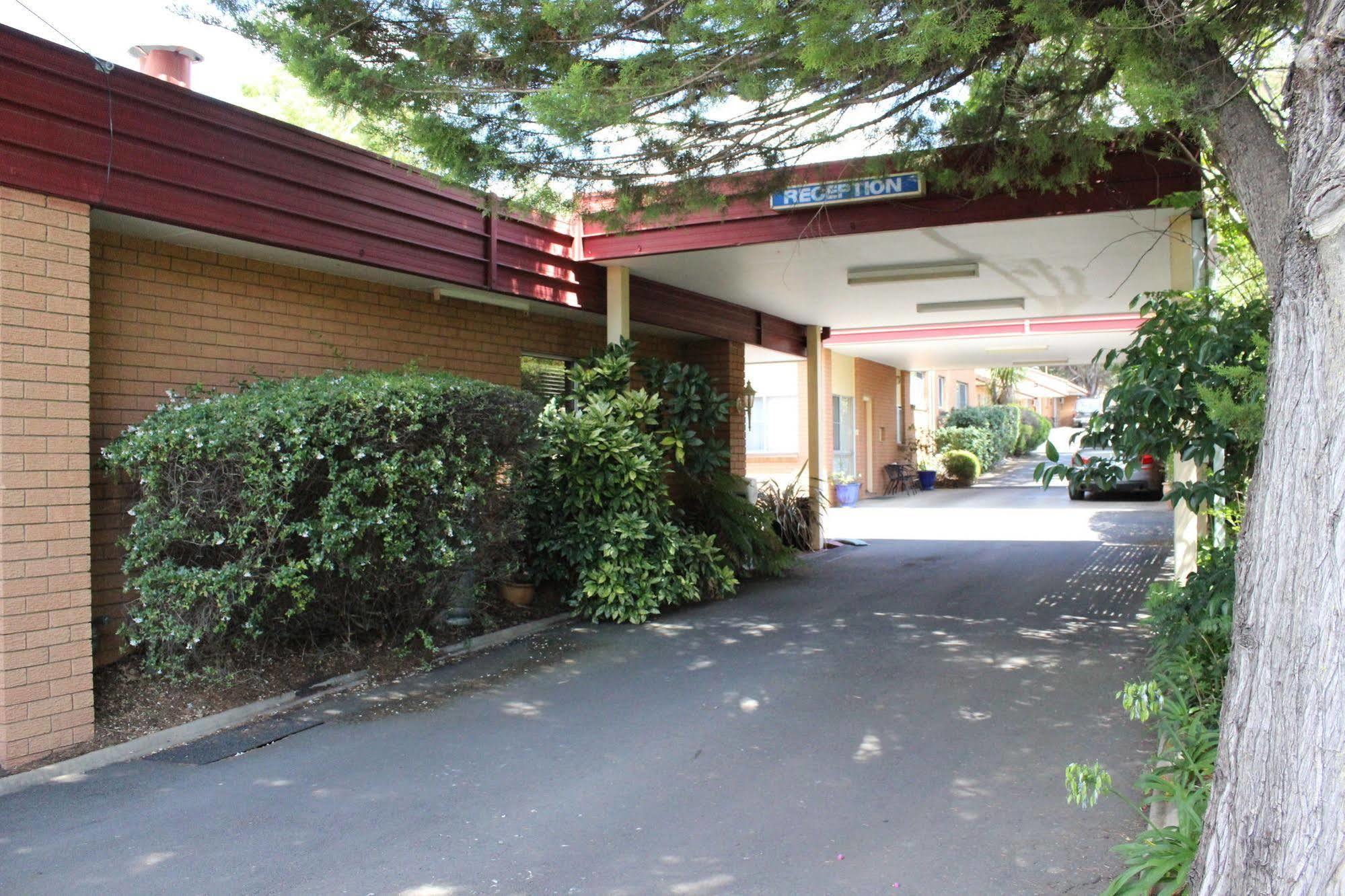 Westwood Motor Inn Armidale Esterno foto